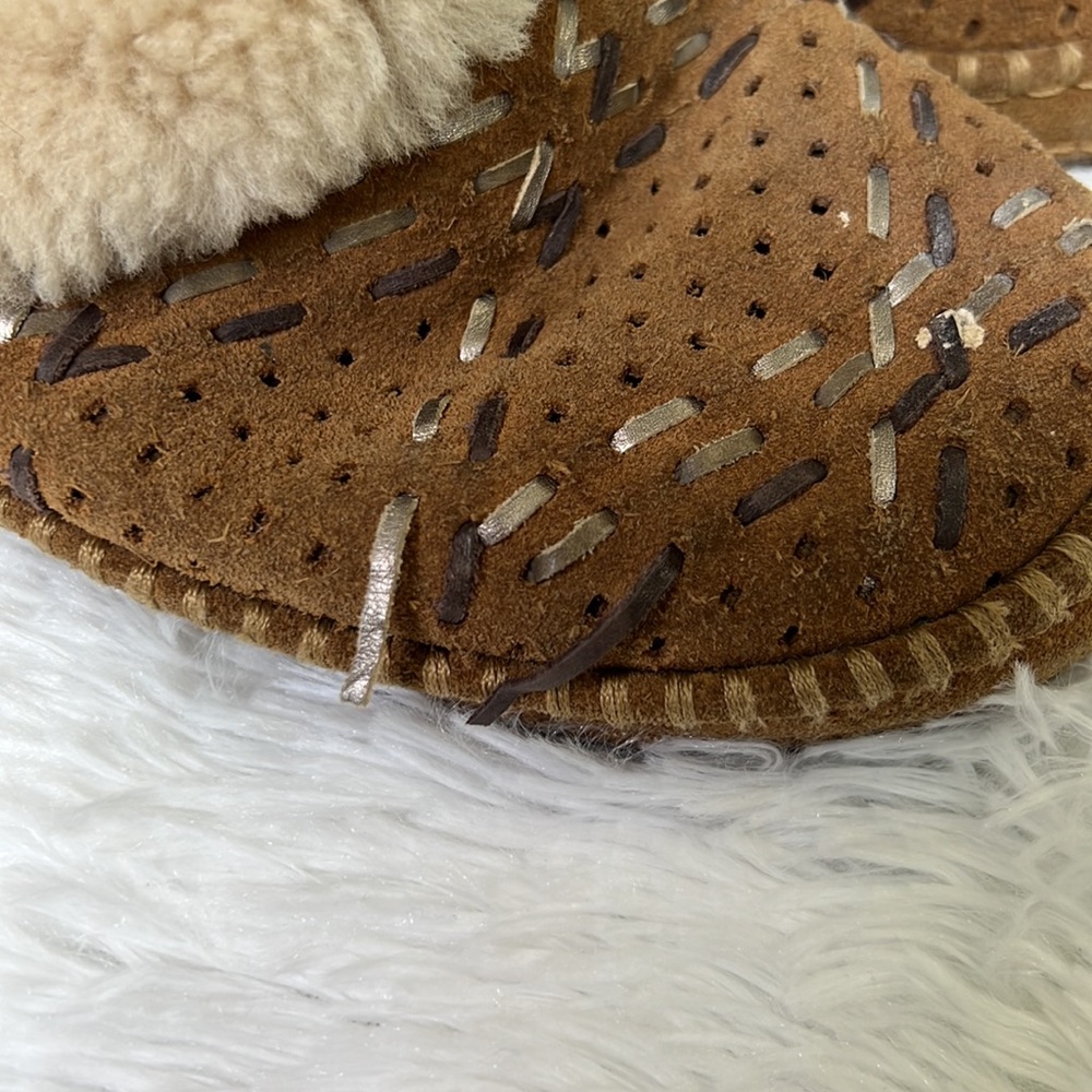 UGG SLIPPER - Picture 2 of 4